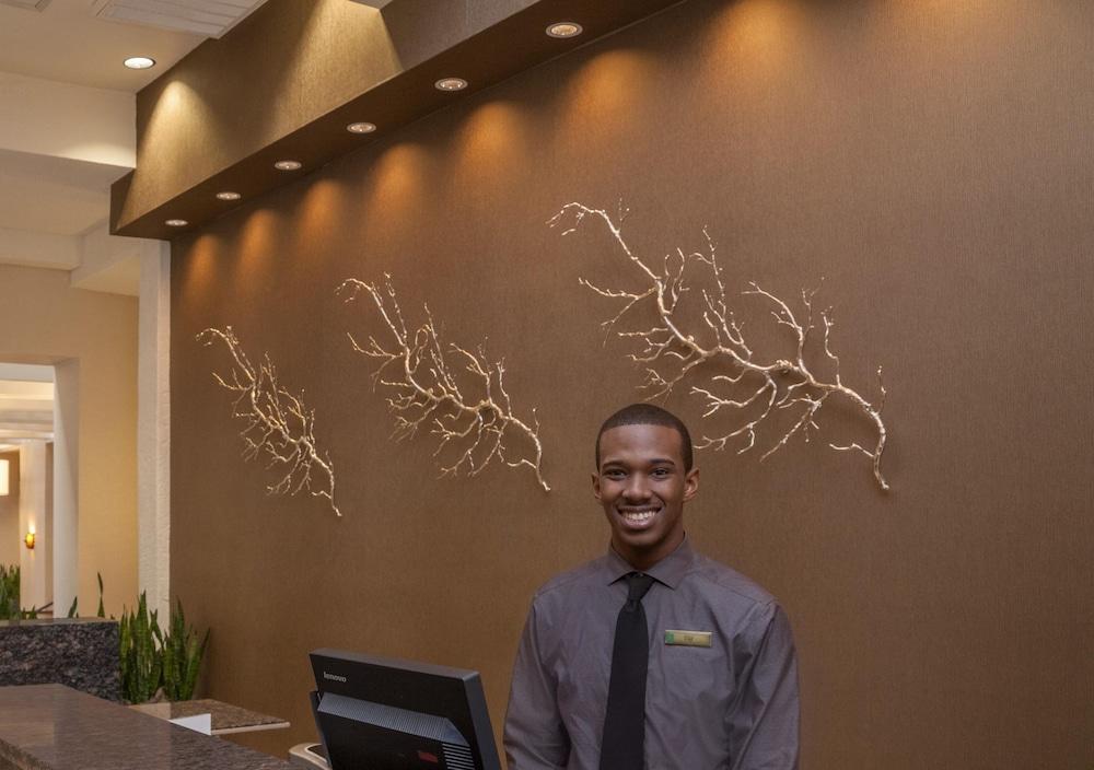Embassy Suites Baton Rouge Eksteriør billede