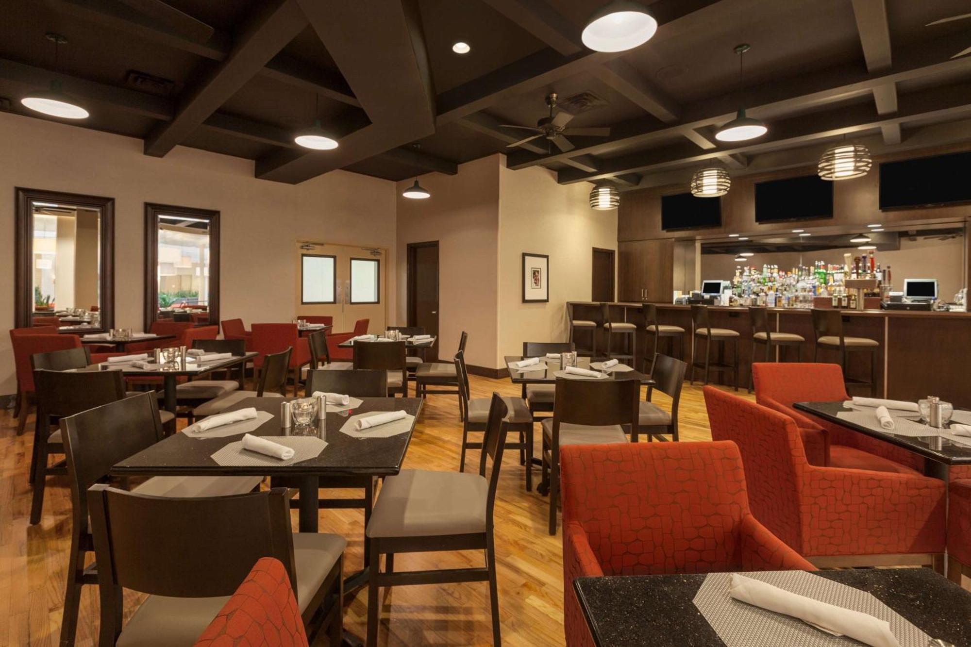 Embassy Suites Baton Rouge Eksteriør billede