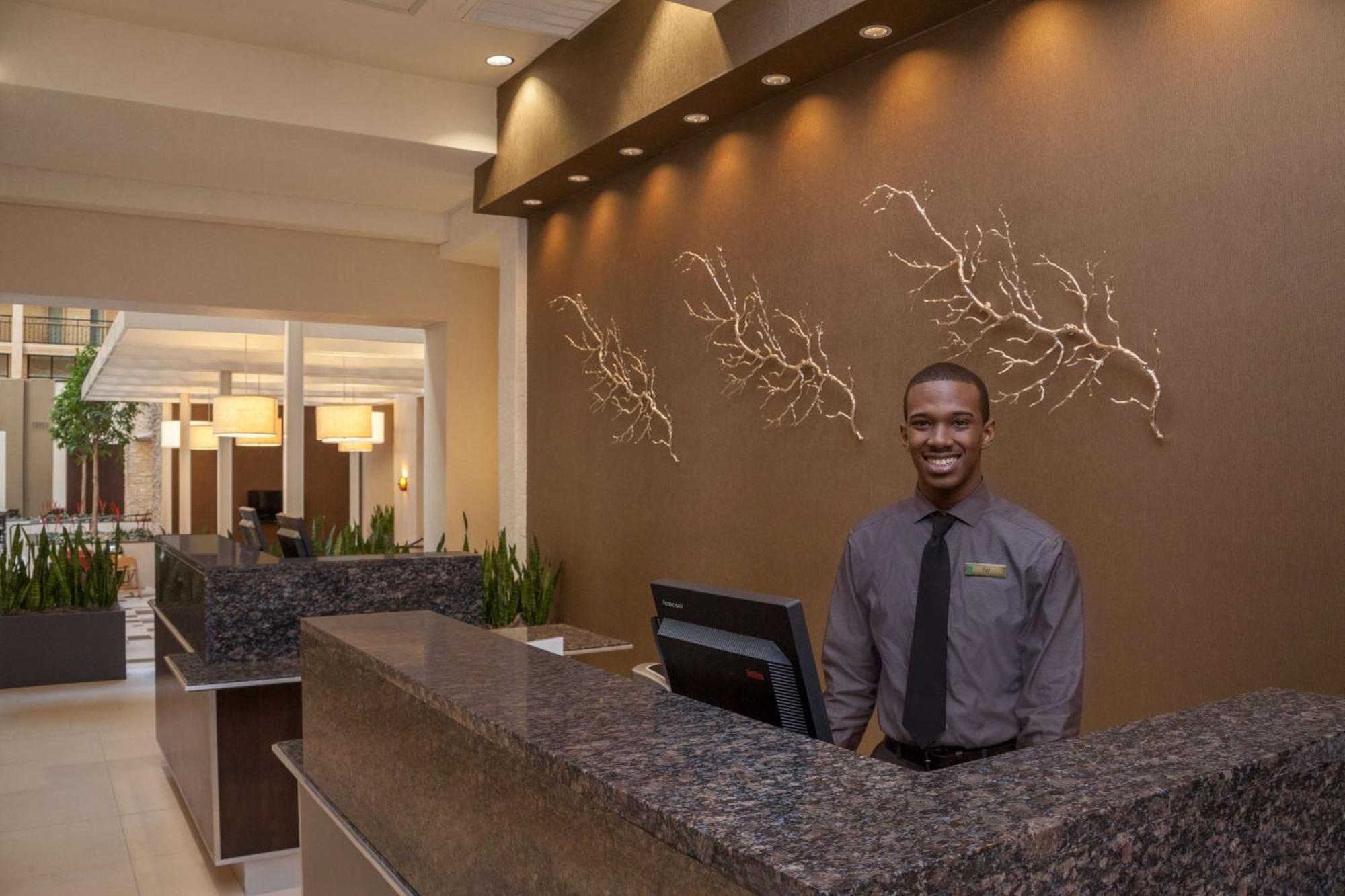 Embassy Suites Baton Rouge Eksteriør billede