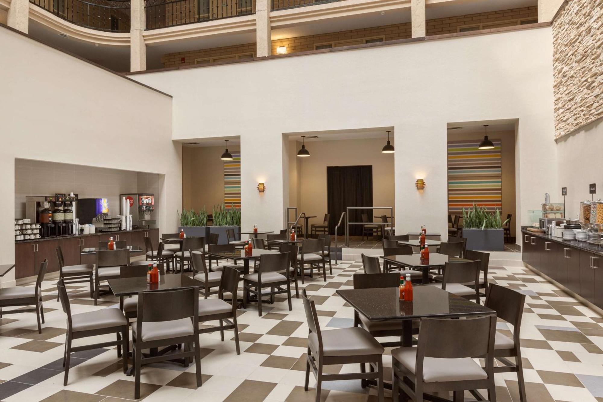 Embassy Suites Baton Rouge Eksteriør billede