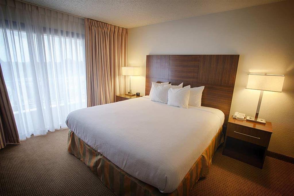 Embassy Suites Baton Rouge Værelse billede